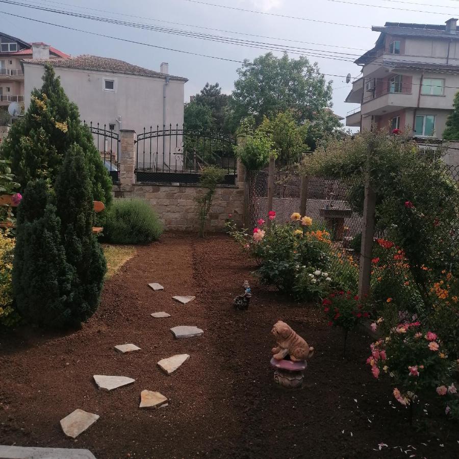 Apartments Dona Chernomorets Dış mekan fotoğraf
